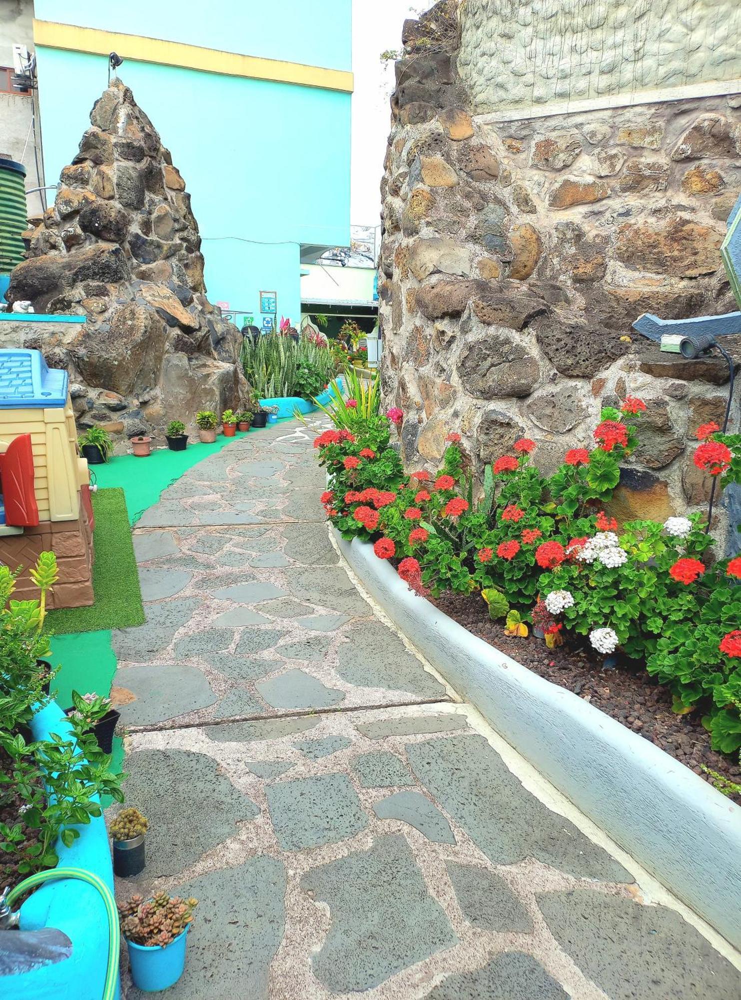 巴克里索莫雷诺港Galapagos Eco Friendly住宿加早餐旅馆 外观 照片